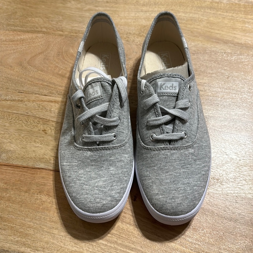 Women’s Keds, Size 10, Dream Foam, Champion Jersey Light Gray.